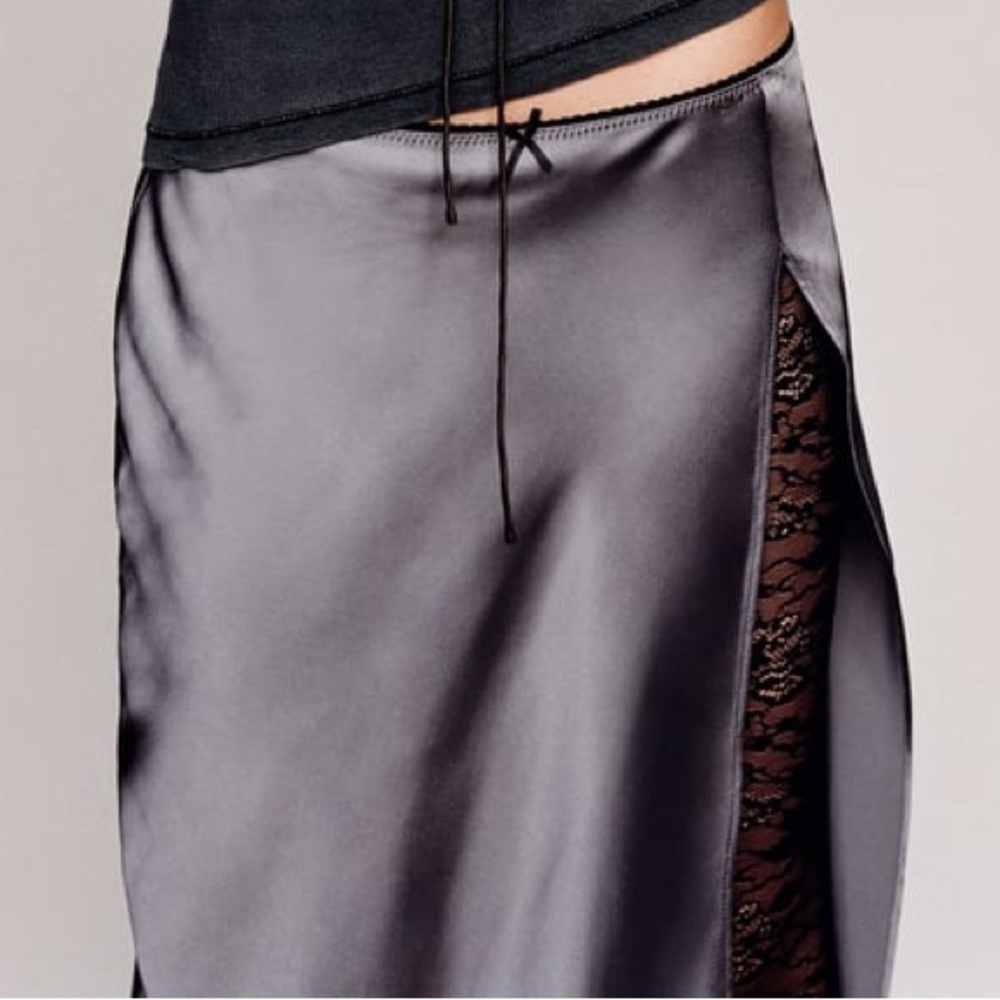 SATIN SKIRT AND LACE LEGGINGS - Picture 1 of 7